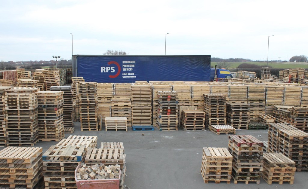 vehicle offloading pallets at the rps returnable packaging solutions site in maltby middlesbrough pallet recycling and reuse